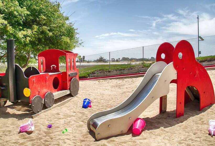 בית מלון כפרי Best Western Marina State Beach