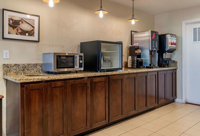 فندق Best Western Orchard Inn