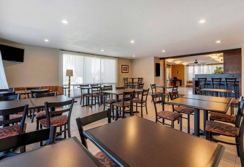 فندق Best Western Orchard Inn