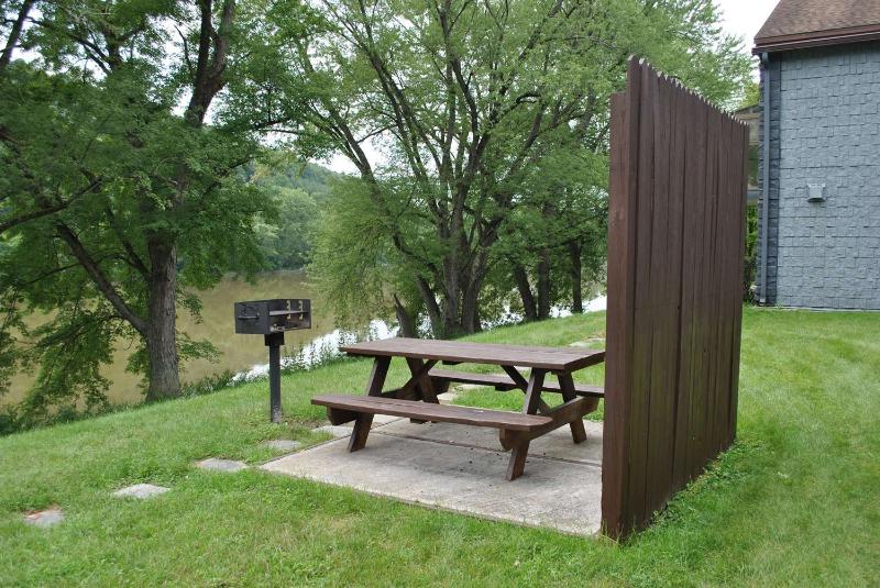 בית מלון כפרי Best Western Owego Inn