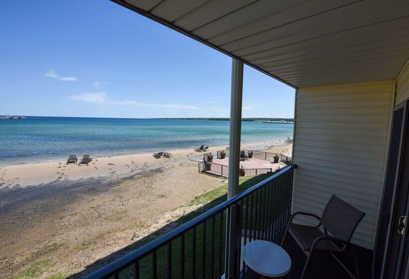 فندق Best Western Plus Dockside Waterfront Inn