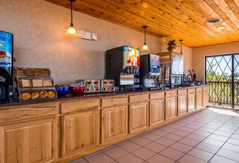 هتل Best Western Plus Dockside Waterfront Inn