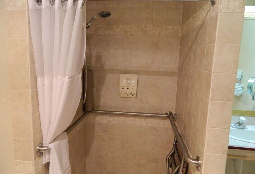 فندق Best Western Plus Mill Creek Inn