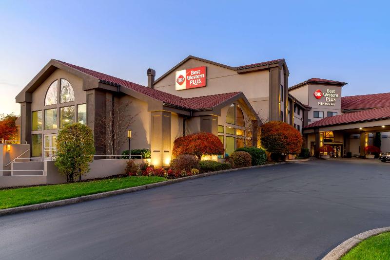 فندق Best Western Plus Mill Creek Inn