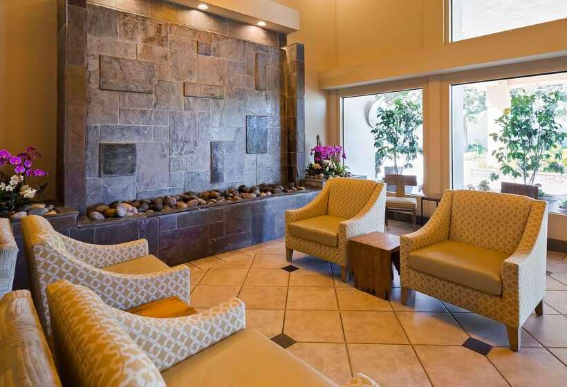 فندق Best Western Plus Monterey Inn