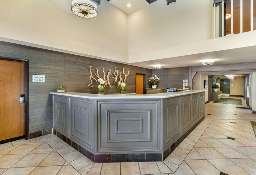 فندق Best Western Plus Monterey Inn