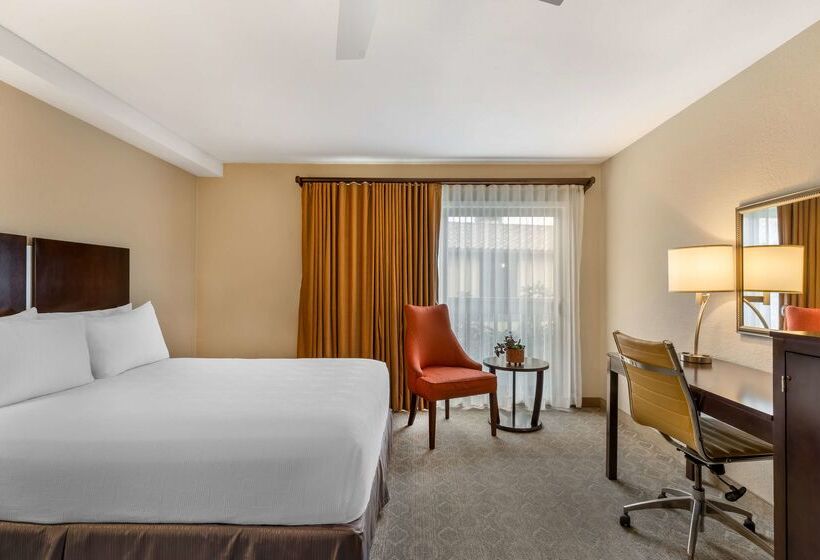 فندق Best Western Plus Monterey Inn