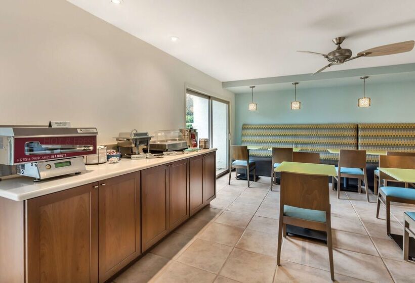 فندق Best Western Plus Monterey Inn