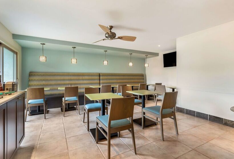 فندق Best Western Plus Monterey Inn