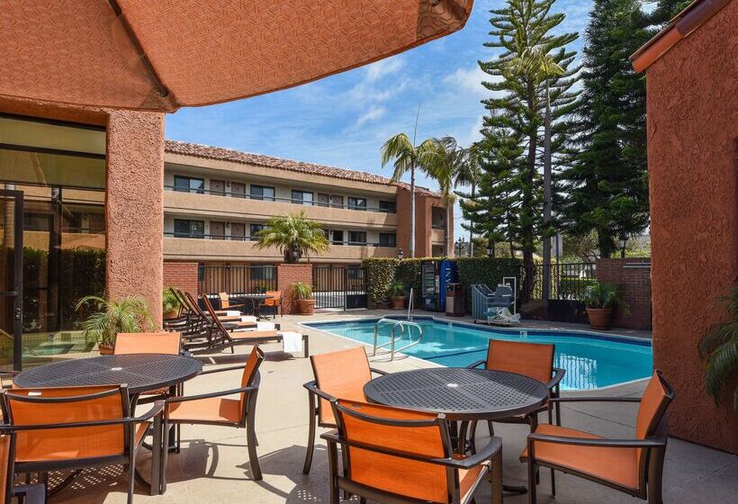 فندق Best Western Plus Redondo Beach Inn
