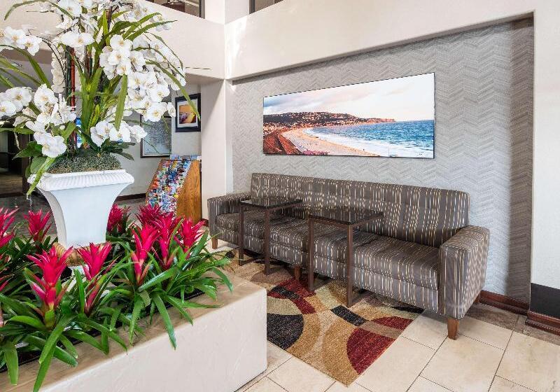 בית מלון כפרי Best Western Plus Redondo Beach Inn