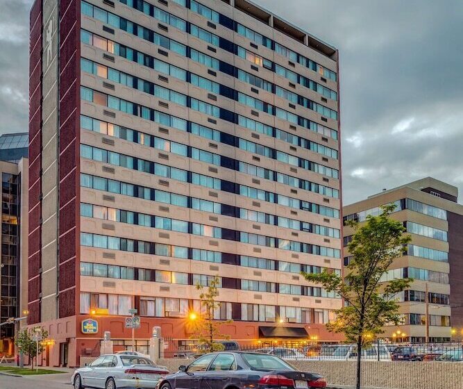 فندق Best Western Plus Suites Downtown Calgary