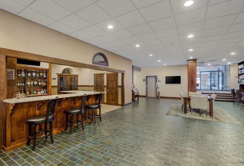 Best Western Plus Wooster Hotel & Conference Center