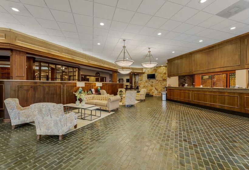 Best Western Plus Wooster Hotel & Conference Center