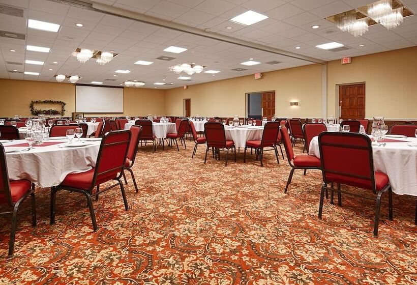 Best Western Plus Wooster Hotel & Conference Center