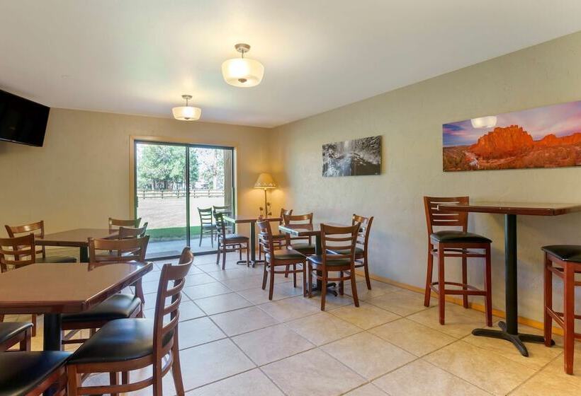 فندق Best Western Ponderosa Lodge