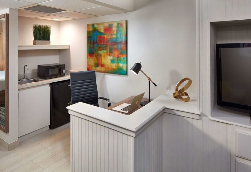 Best Western Posada Royale Hotel & Suites