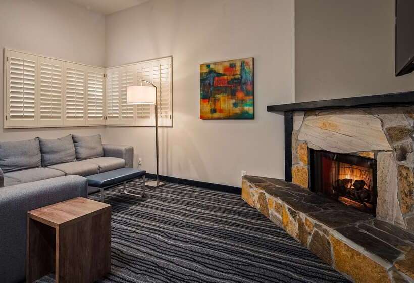 Best Western Posada Royale Hotel & Suites