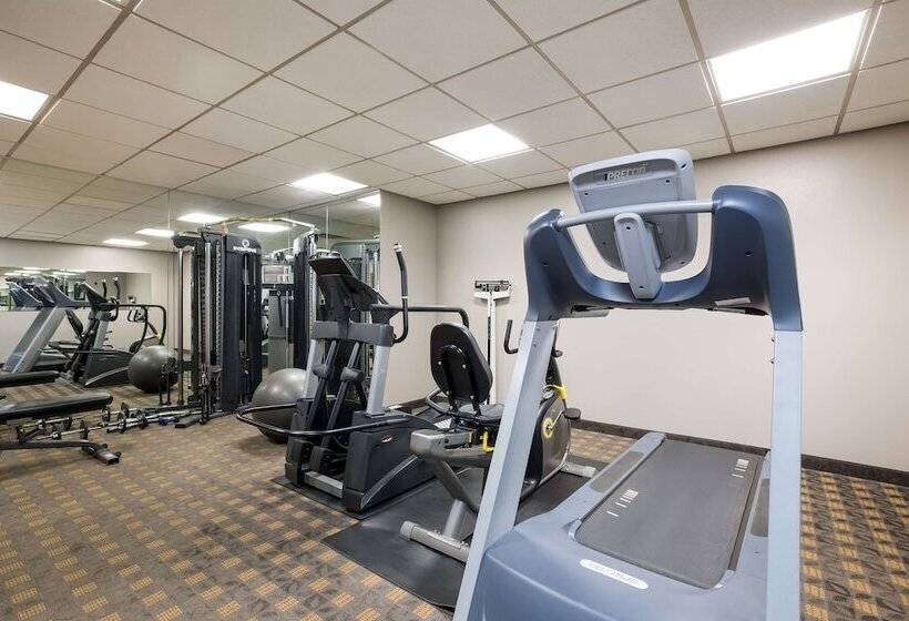 فندق Best Western Riverfront Inn