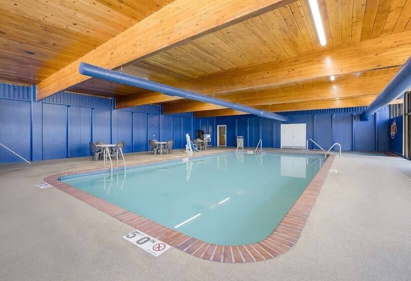 فندق Best Western Riverfront Inn