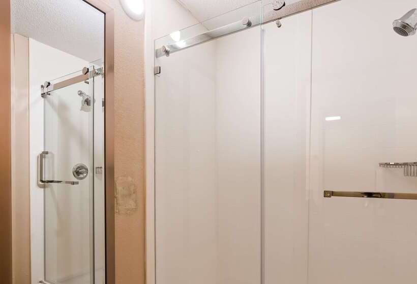 هتل Best Western Toni Inn