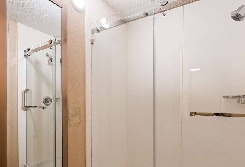 هتل Best Western Toni Inn