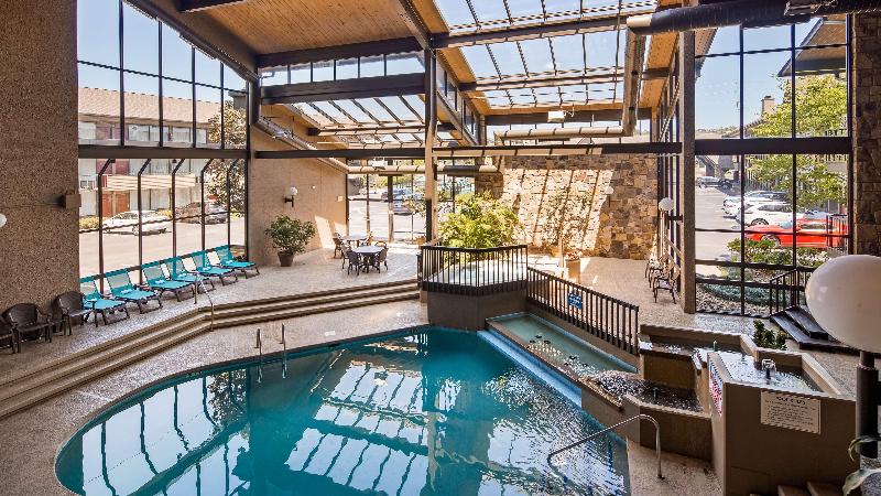 هتل Best Western Toni Inn