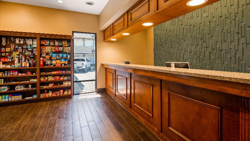 هتل Best Western Toni Inn