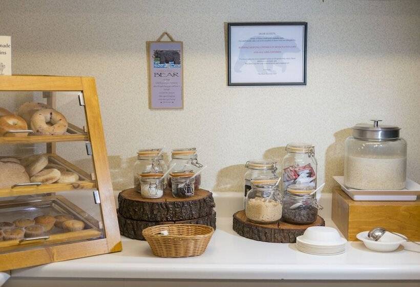 Black Bear Inn, Ascend Hotel Collection