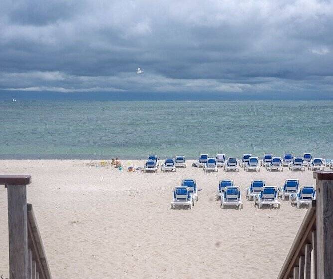 酒店 Blue Water Resort