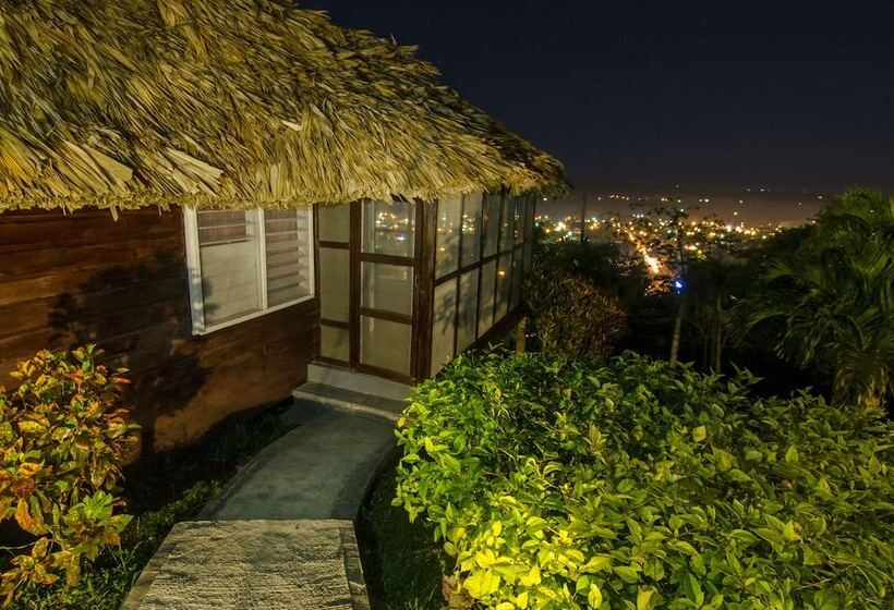 בית מלון כפרי Cahal Pech Village Resort