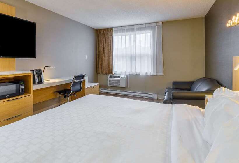 בית מלון כפרי Clarion Pointe Quebec Airport