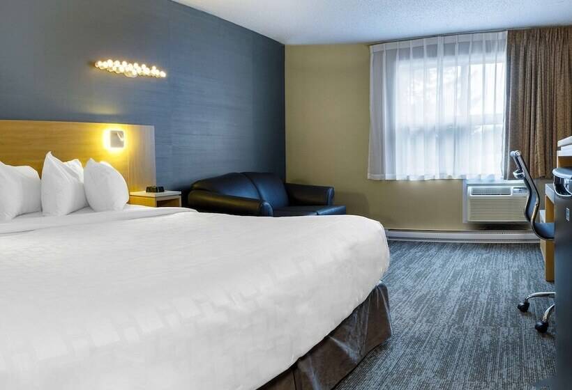 בית מלון כפרי Clarion Pointe Quebec Airport