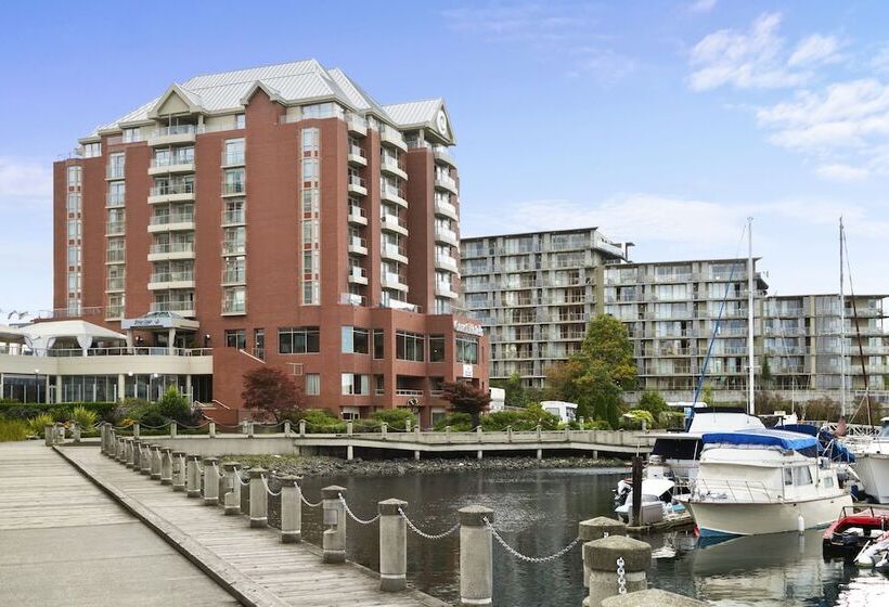 Coast Victoria Hotel & Marina By Apa