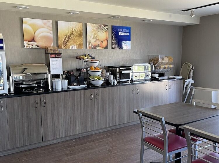 בית מלון כפרי Comfort Inn Baie Comeau