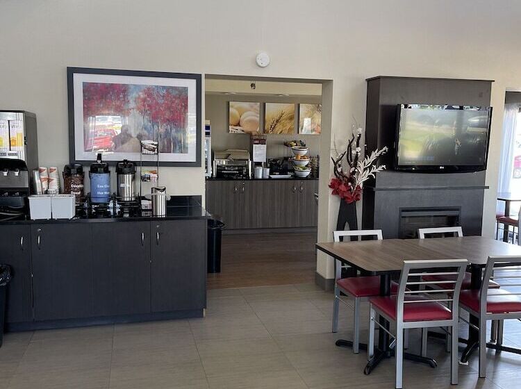 בית מלון כפרי Comfort Inn Baie Comeau