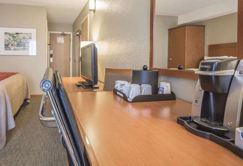 בית מלון כפרי Comfort Inn