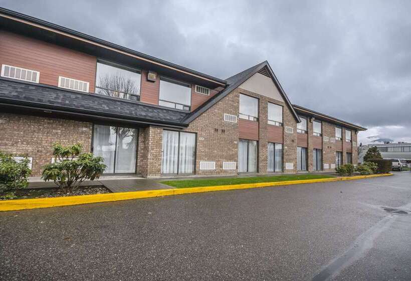 בית מלון כפרי Comfort Inn