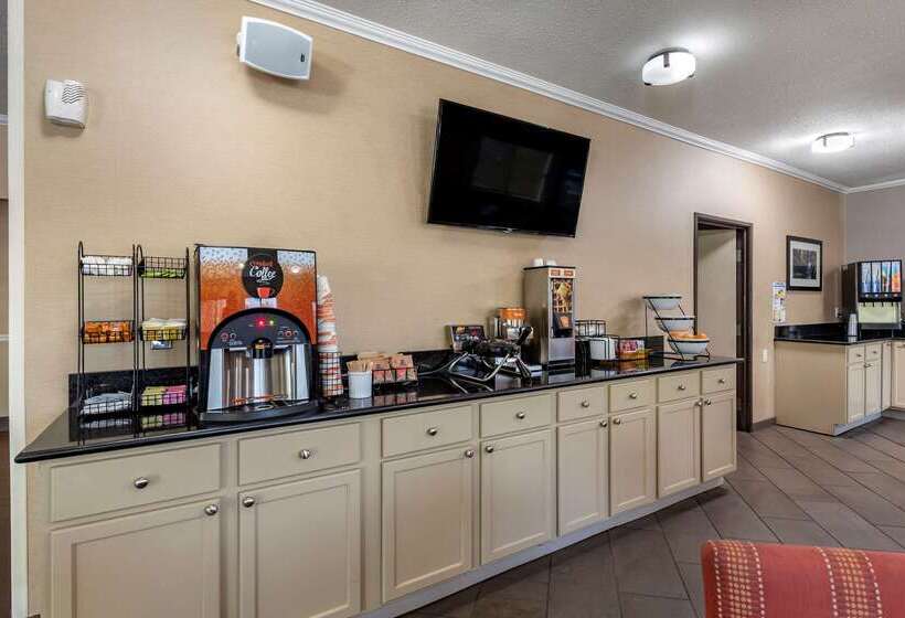 Отель Comfort Inn Moline  Quad Cities