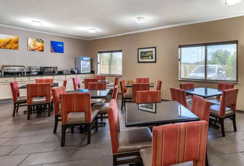 Отель Comfort Inn Moline  Quad Cities