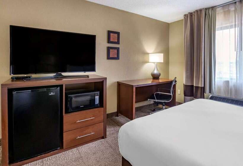 Отель Comfort Inn Moline  Quad Cities