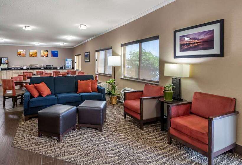 Отель Comfort Inn Moline  Quad Cities
