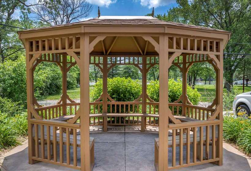 Отель Comfort Inn Moline  Quad Cities