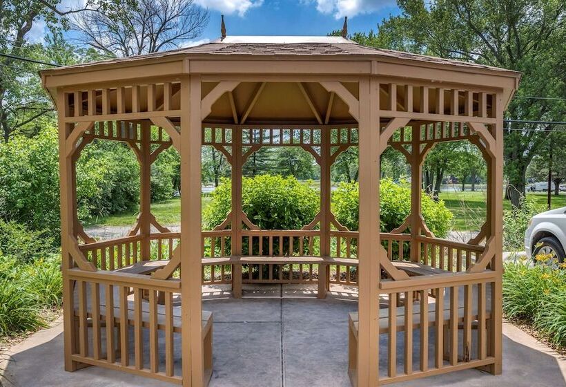 Отель Comfort Inn Moline  Quad Cities