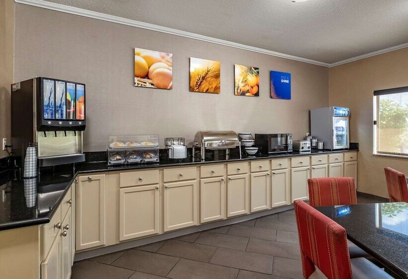 Отель Comfort Inn Moline  Quad Cities