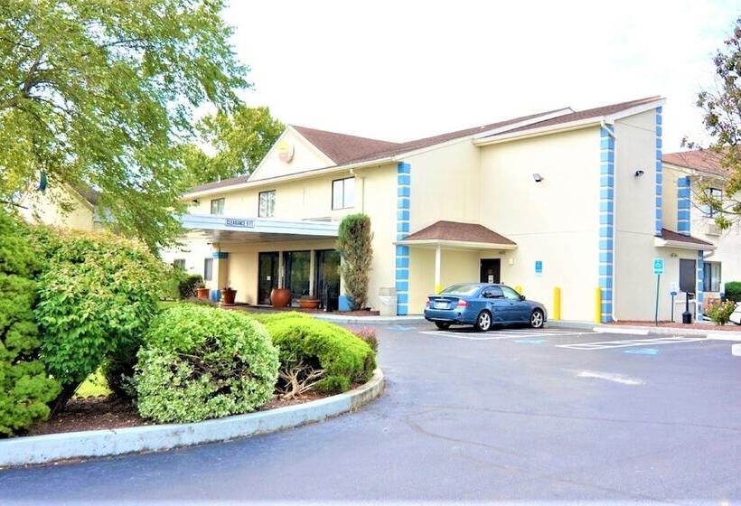 فندق Surestay Plus By Best Western Reading North