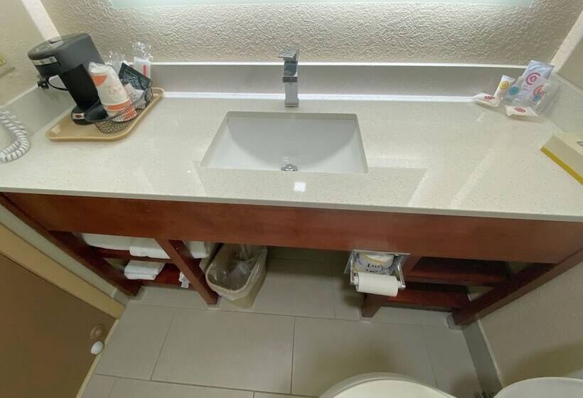 فندق Surestay Plus By Best Western Reading North