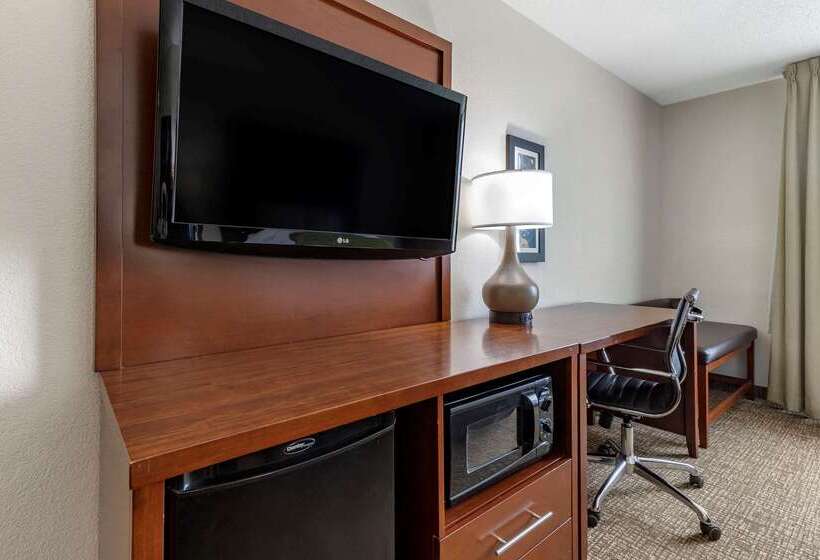 فندق Comfort Inn