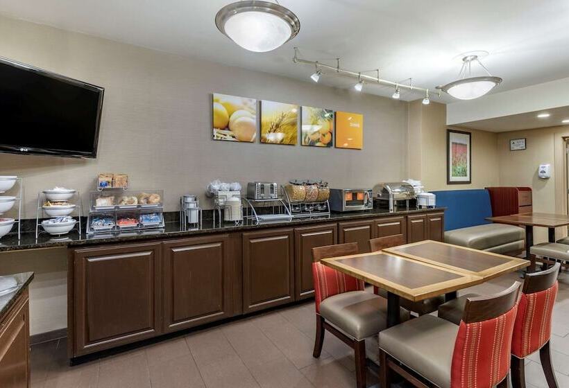 فندق Comfort Inn