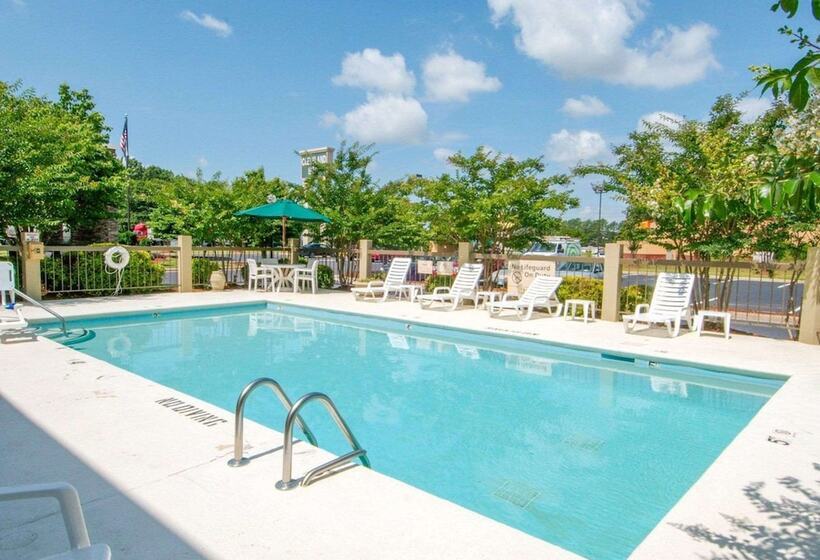 فندق Comfort Inn